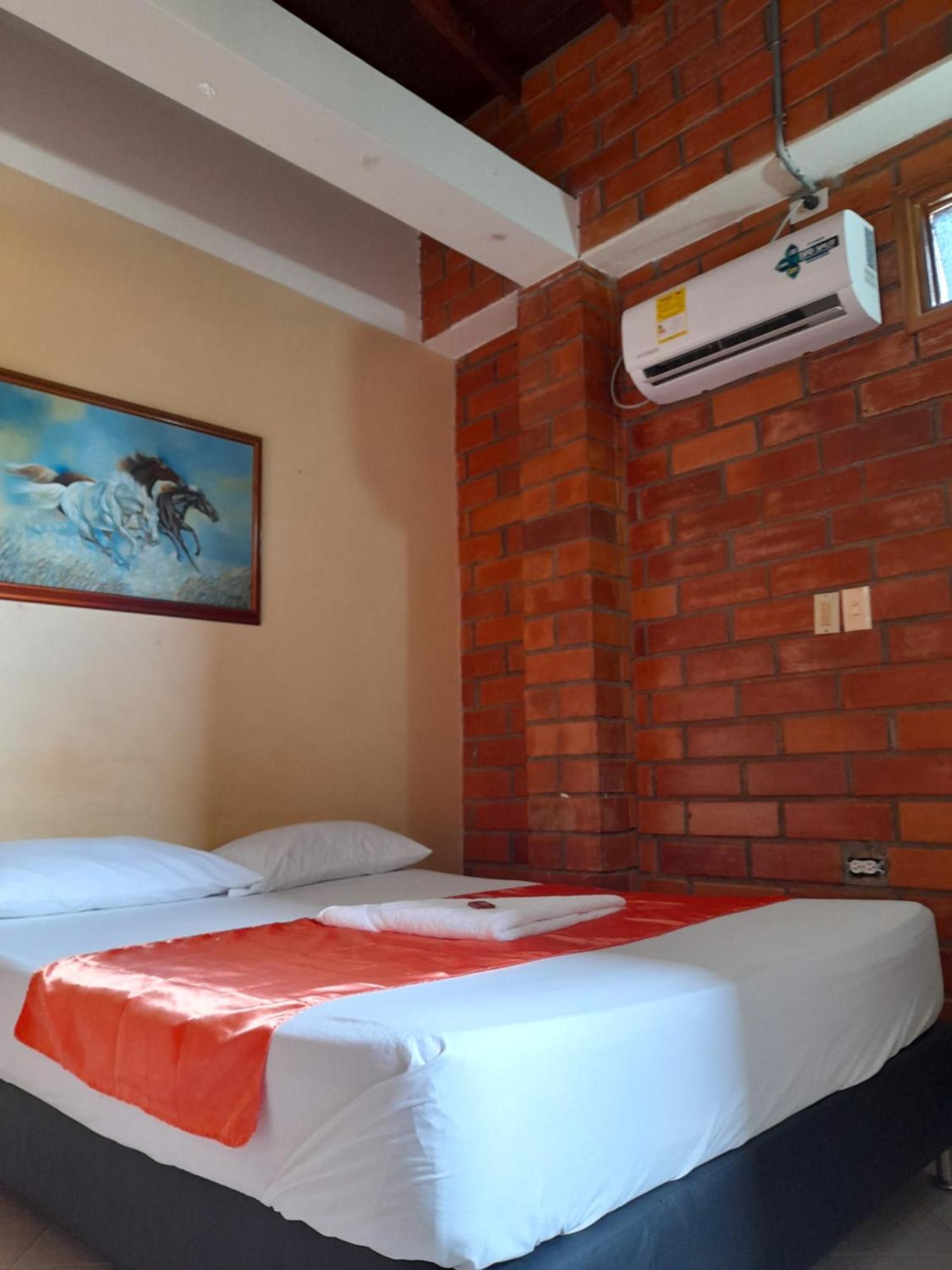 Hotel Boutique Los Gentiles Santa Fe de Antioquia Cameră foto